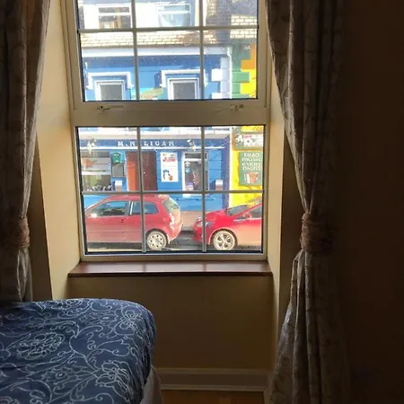 לינה וארוחת בוקר The Old Smokehouse דינגל