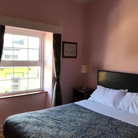 The Old Smokehouse Accommodation Bed & Breakfast Dingle