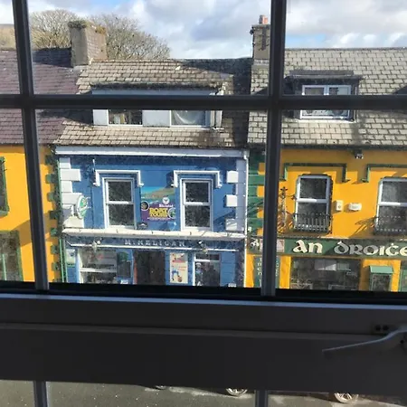 The Old Smokehouse 3* דינגל