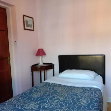 The Old Smokehouse דינגל