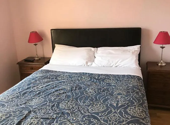 The Old Smokehouse Alojamento de Acomodação e Pequeno-almoço 3*